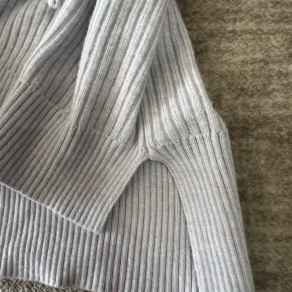 Cyrus Light Gray Ribbed Crew Neck Sweater - Picture 3 of 4